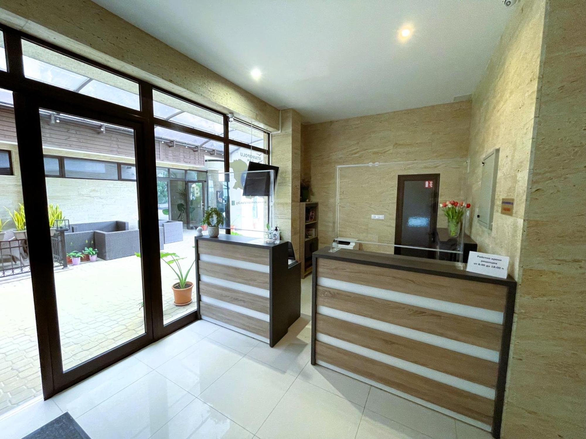 Apart-Hotel Panorama Sea Lux Primorsko Exterior photo